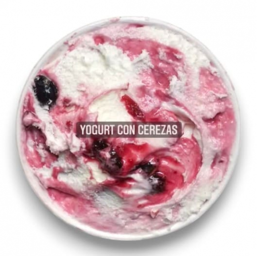 Yogurt Amarena ½ Litro